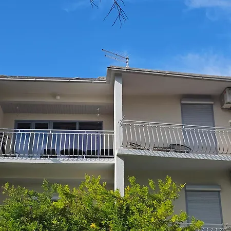 Apartman Obala Promajna